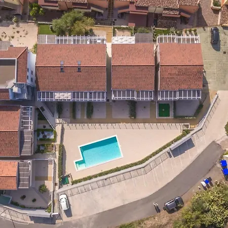 Luigi Climatizzato Con Veranda Apartment