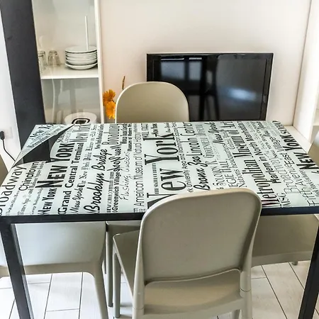 Luigi Climatizzato Con Veranda *