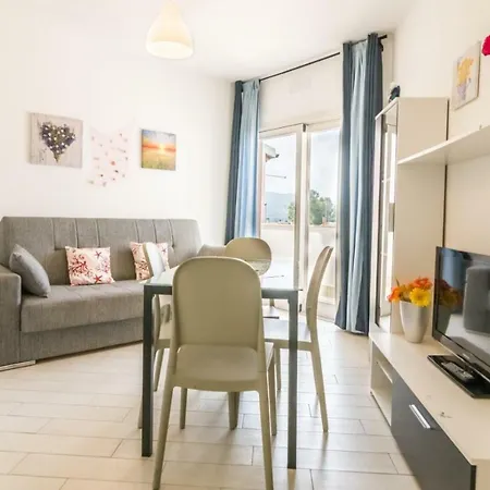 Luigi Climatizzato Con Veranda Apartment