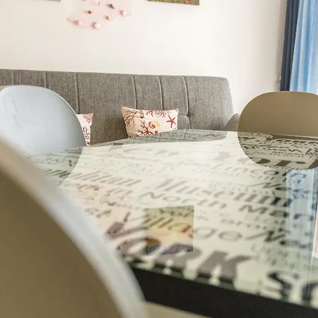 Luigi Climatizzato Con Veranda